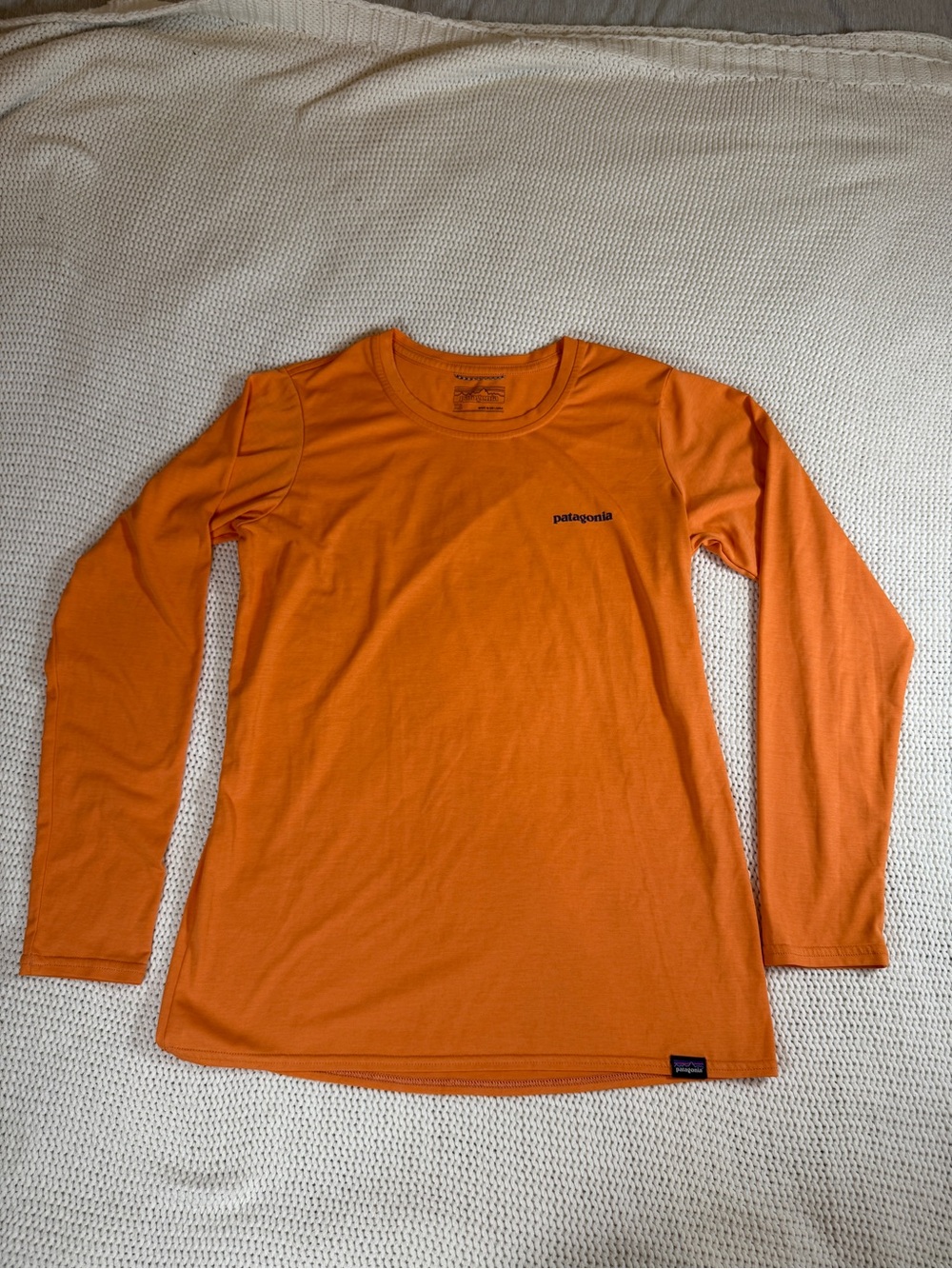 Patagonia Women’s Long-Sleeved Capilene Cool Daily Graphic Shirt XS Orange